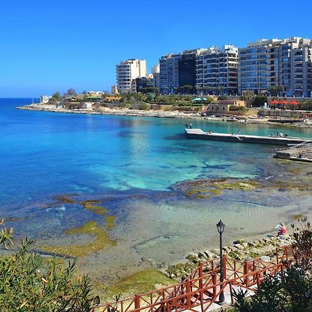 Modern Apartment In The Best Area Of Sliema Buitenkant foto